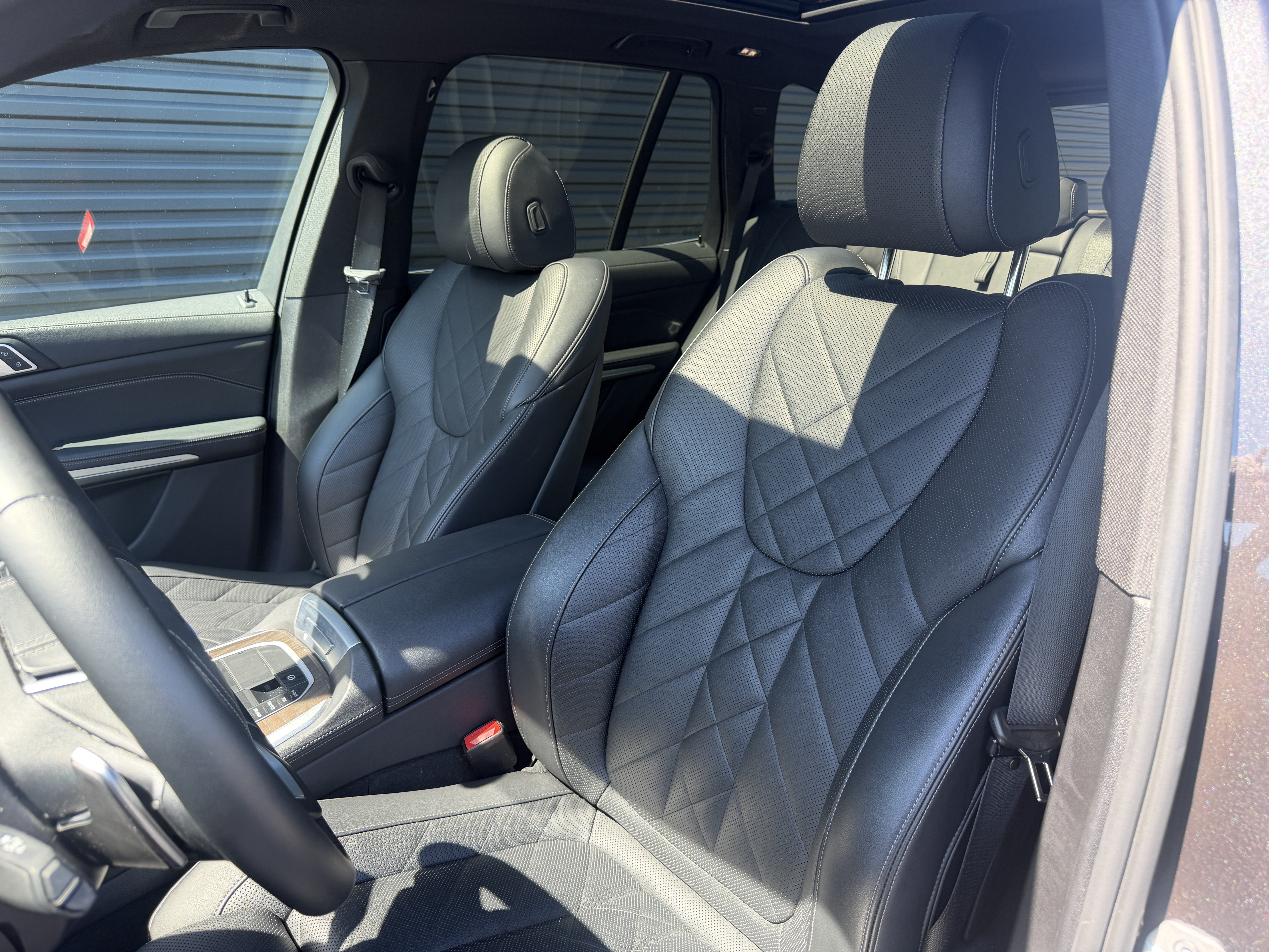 Used 2023 BMW X5 xDrive40i w/ Premium Package AWD/4WD image 5