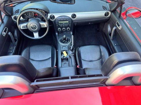 Used 2012 MAZDA MX-5 Miata Grand Touring w/ Premium Pkg RWD image 25