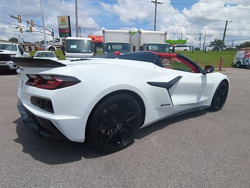 New 2025 Chevrolet Corvette Z06 image 8