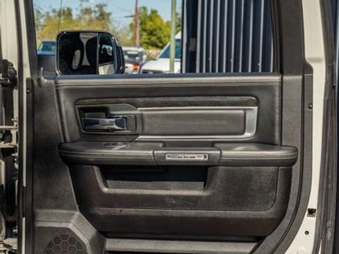 Used 2017 RAM 3500 Laramie Longhorn image 41