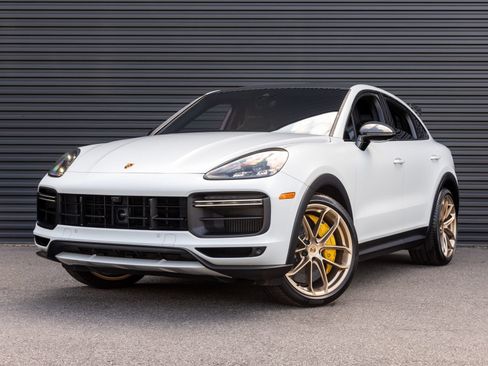 Certified 2022 Porsche Cayenne Turbo GT AWD/4WD image 1
