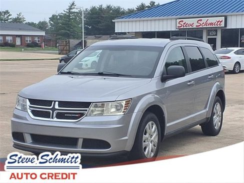 Used 2017 Dodge Journey SE w/ Flexible Seating Group image 1
