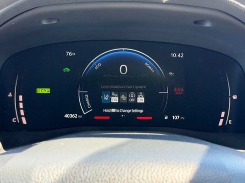 Used 2025 Toyota Camry LE FWD image 18
