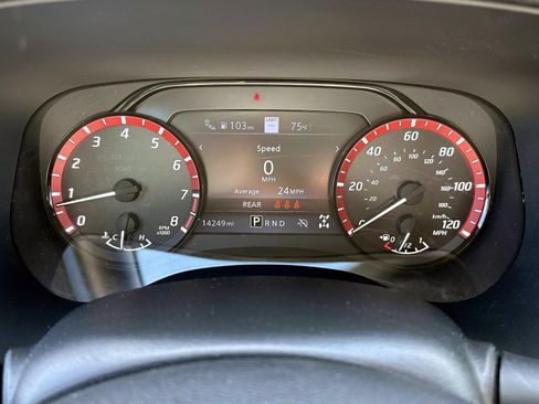 Used 2024 Nissan Frontier PRO-4X w/ Technology Package AWD/4WD image 21
