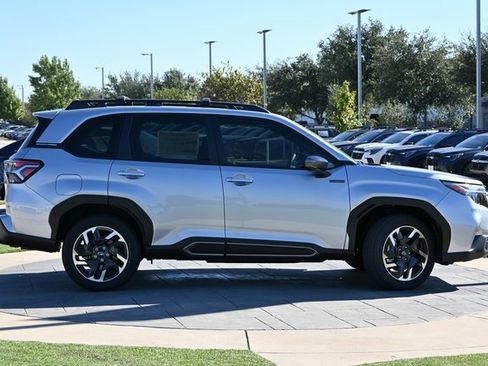 New 2025 Subaru Forester Limited w/ Popular Package image 2