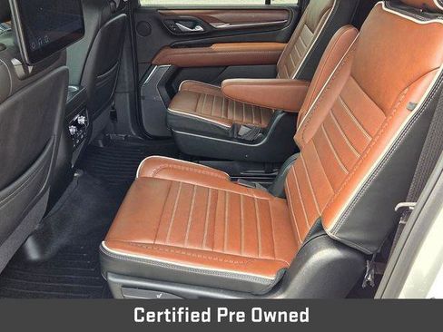 Certified 2024 GMC Yukon XL Denali Ultimate AWD/4WD image 12
