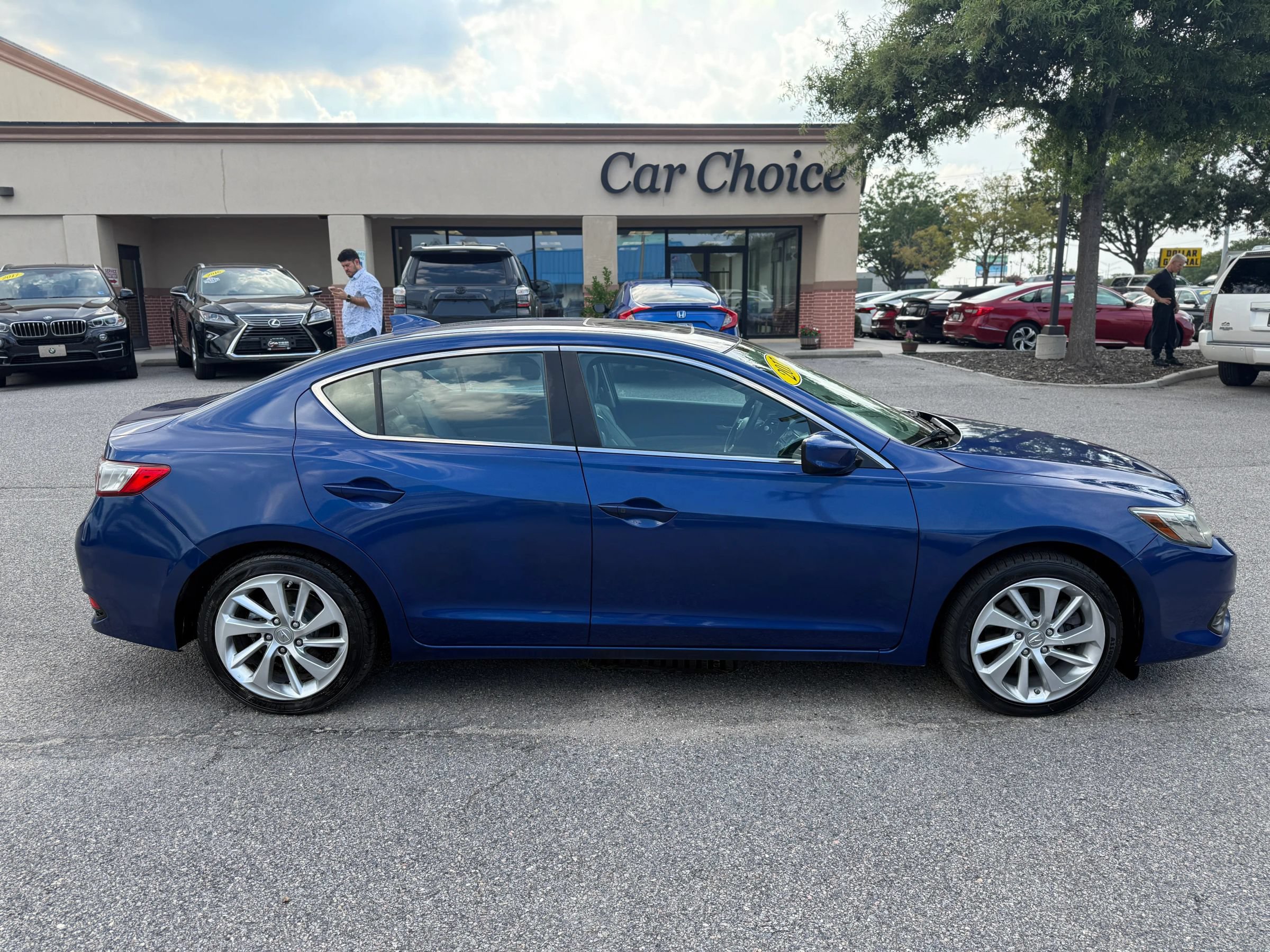 Used 2017 Acura ILX FWD image 7