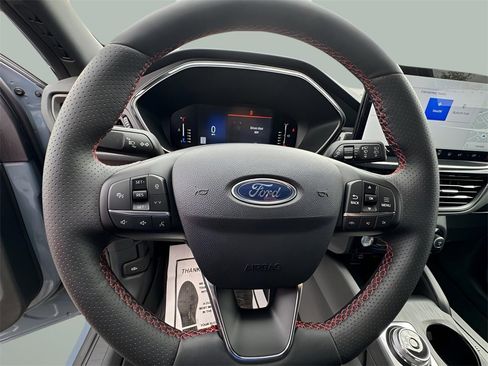 Used 2023 Ford Escape ST-Line w/ Tech Pack #1 image 9