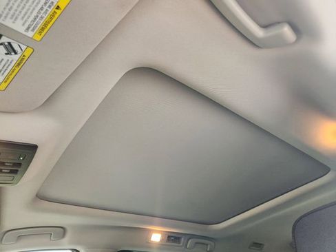 Certified 2025 Nissan Pathfinder SV w/ SV Premium Package image 22