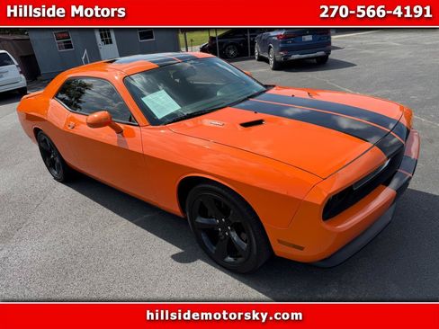 Used 2014 Dodge Challenger R/T w/ Blacktop Package RWD image 1