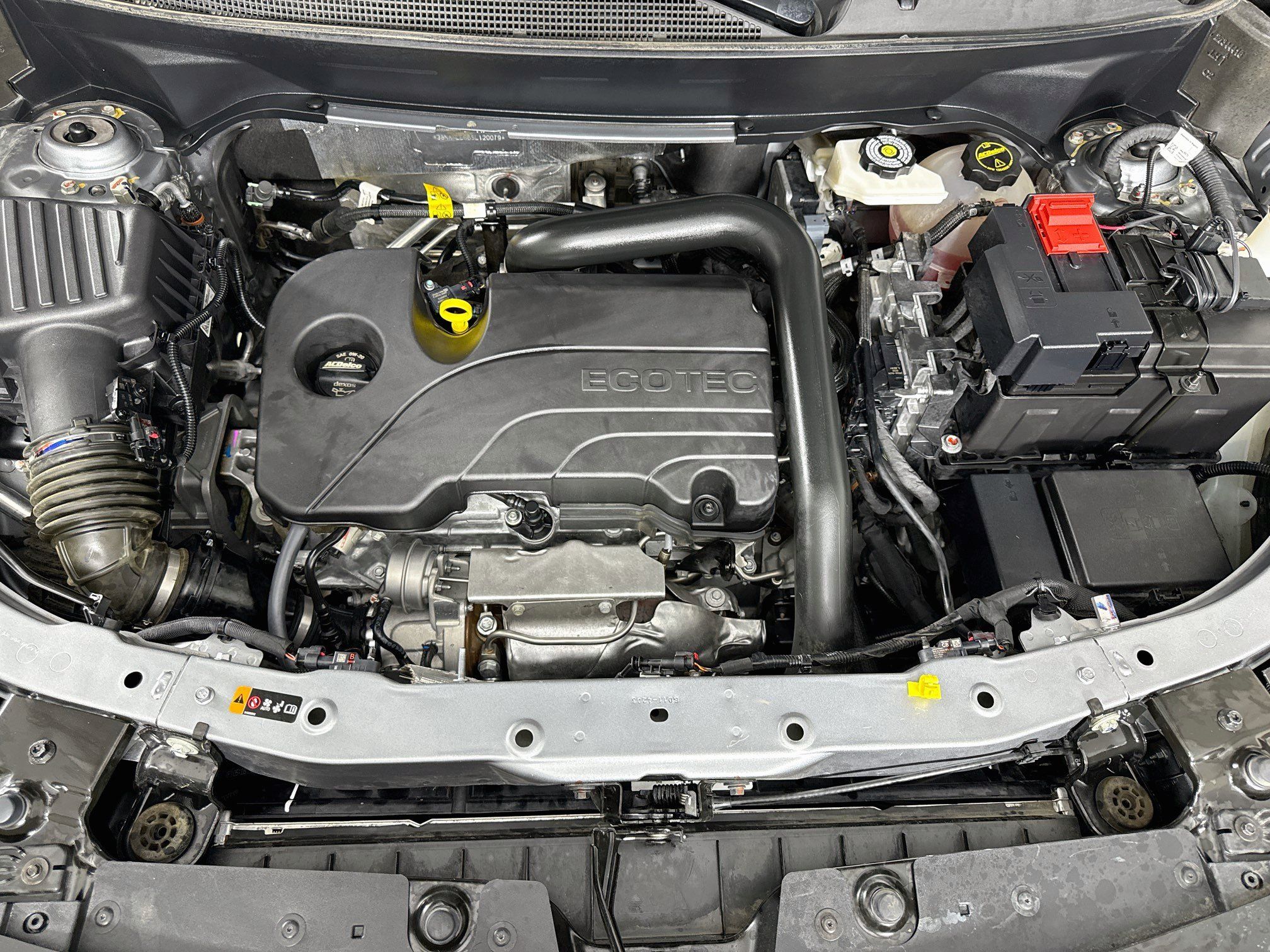 Used 2025 Chevrolet Equinox RS w/ Safety and Technology Package FWD image 33