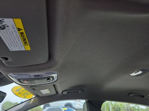 Used 2024 Hyundai Elantra SEL FWD image 29