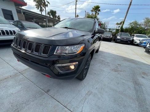 Used 2019 Jeep Compass Trailhawk w/ Cold Weather Group AWD/4WD image 16