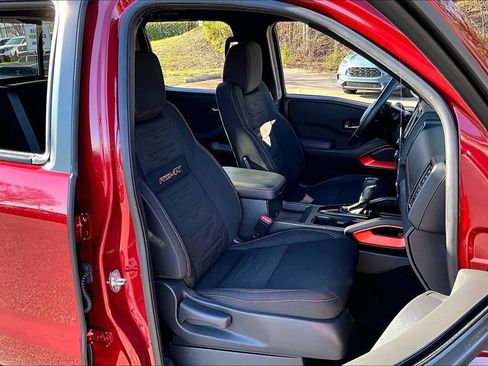 Used 2024 Nissan Frontier PRO-4X w/ Off-Road Protection Package image 22