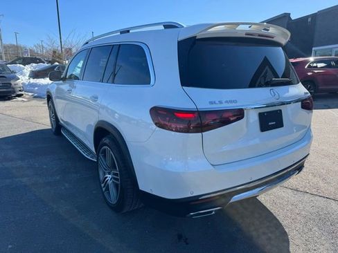 Used 2024 Mercedes-Benz GLS 450 4MATIC image 5