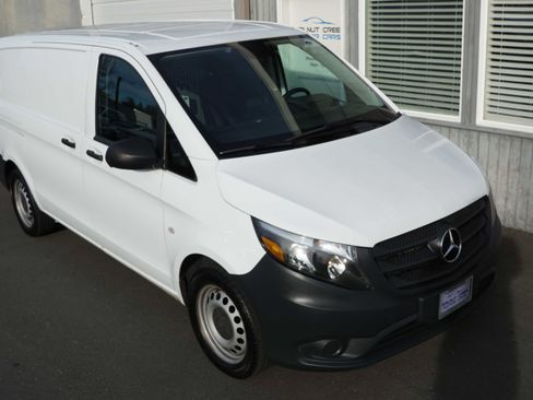 Used 2020 Mercedes-Benz Metris image 22