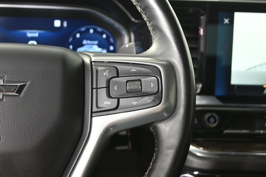 Used 2023 Chevrolet Silverado 1500 RST AWD/4WD image 35