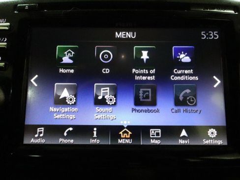 Used 2018 Nissan Murano SV AWD/4WD image 16