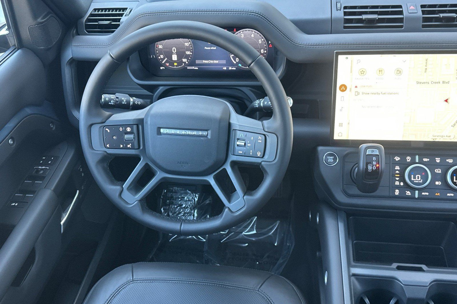 New 2026 Land Rover Defender 110 X-Dynamic SE AWD/4WD image 16