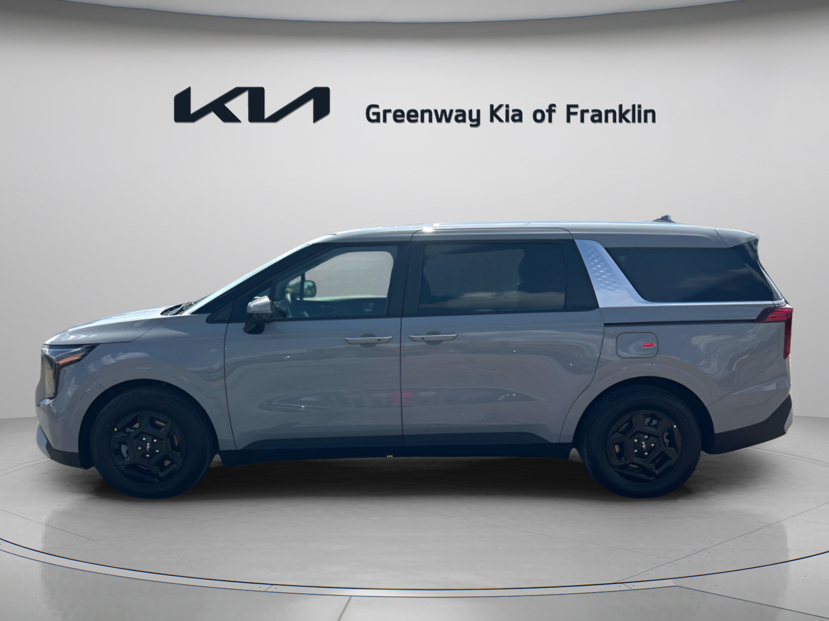 New 2027 Kia Carnival LX FWD image 4