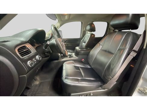 Used 2014 Chevrolet Silverado 3500 LTZ w/ LTZ Plus Package AWD/4WD image 12