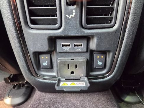Used 2018 Jeep Grand Cherokee High Altitude RWD image 15