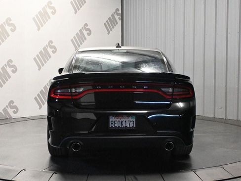 Used 2018 Dodge Charger R/T RWD image 6