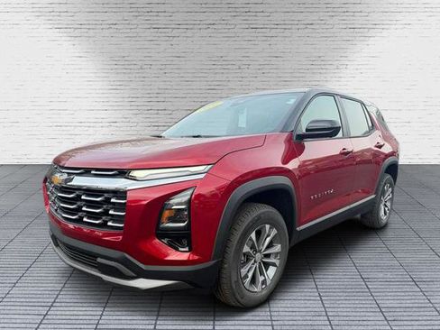 Used 2026 Chevrolet Equinox LT w/ Convenience Package II AWD/4WD image 8