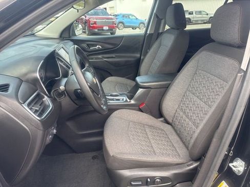 Used 2024 Chevrolet Equinox LT AWD/4WD image 11