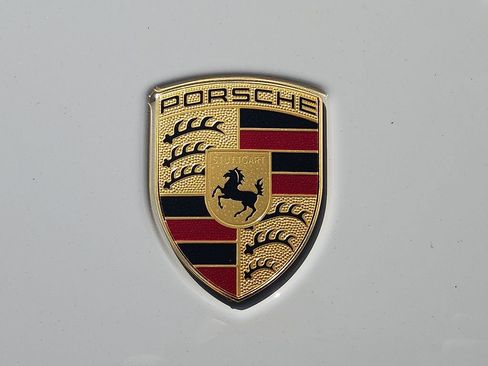 New 2026 Porsche Macan image 25