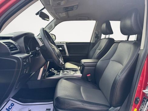 Used 2017 Toyota 4Runner SR5 Premium AWD/4WD image 9