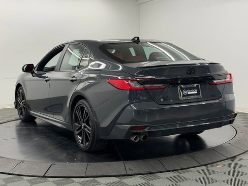 Used 2025 Toyota Camry XSE AWD/4WD image 12