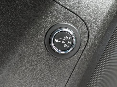 Used 2021 GMC Acadia Denali w/ Denali Ultimate Package image 35