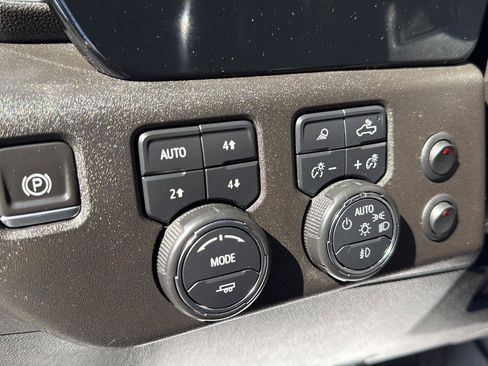 Used 2024 Chevrolet Silverado 2500 LT w/ True North Edition AWD/4WD image 33