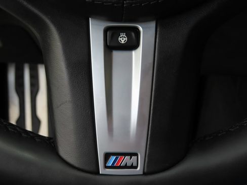 Used 2018 BMW M550i xDrive AWD/4WD image 15