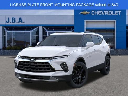 New 2026 Chevrolet Blazer LT w/ Sound & Technology Package AWD/4WD image 8