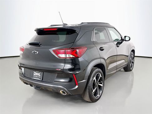 Used 2021 Chevrolet TrailBlazer RS w/ Sun and Liftgate Package AWD/4WD image 13