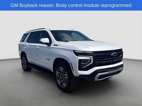 Used 2025 Chevrolet Tahoe Z71 w/ Comfort Package AWD/4WD image 8
