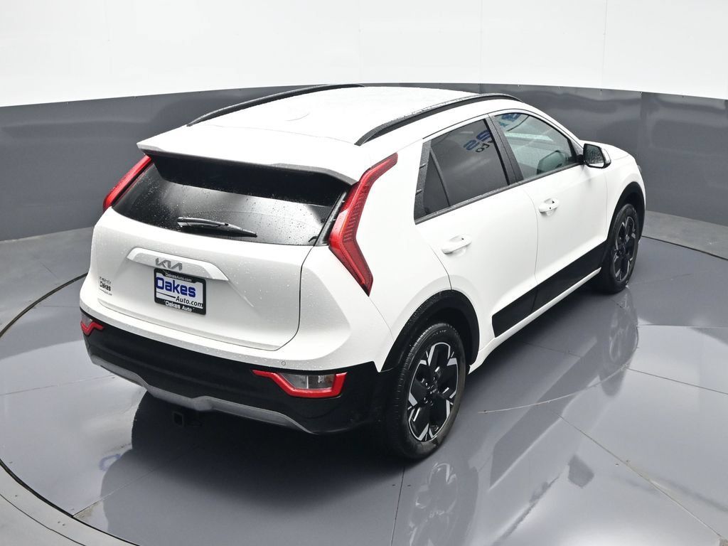 Certified 2024 Kia Niro Wind w/ Wind Preserve Package FWD image 53