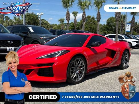 Used 2025 Chevrolet Corvette Z06 RWD image 1