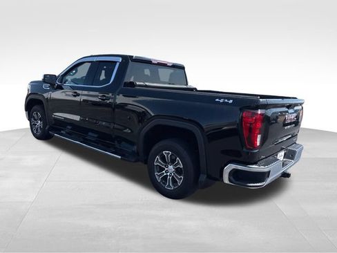 Used 2019 GMC Sierra 1500 SLE w/ SLE Value Package AWD/4WD image 3