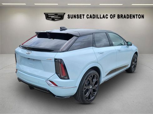 New 2026 Cadillac Optiq V AWD/4WD image 4