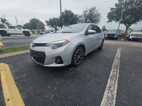 Used 2014 Toyota Corolla S FWD image 3