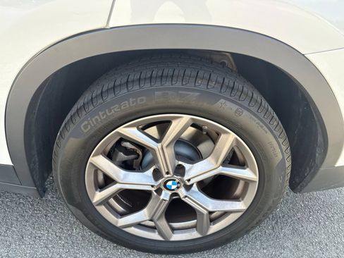 Used 2022 BMW X3 xDrive30i w/ Premium Package 2 (ZPA) AWD/4WD image 4