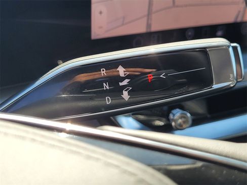 New 2026 Cadillac Lyriq V image 20