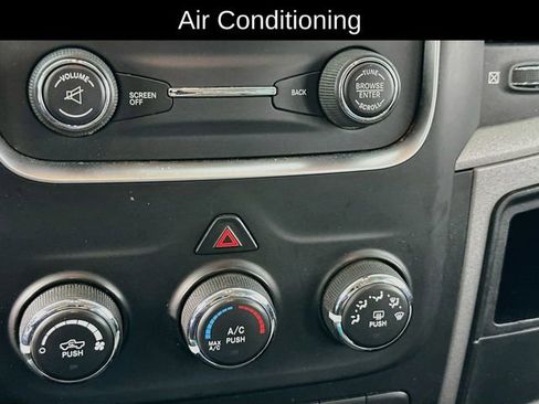 Used 2016 RAM 1500 Express AWD/4WD image 18