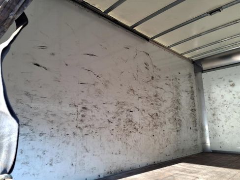 Used 2022 GMC Savana 3500 Extended image 12