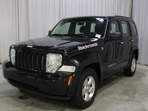 Used 2012 Jeep Liberty Sport AWD/4WD image 34