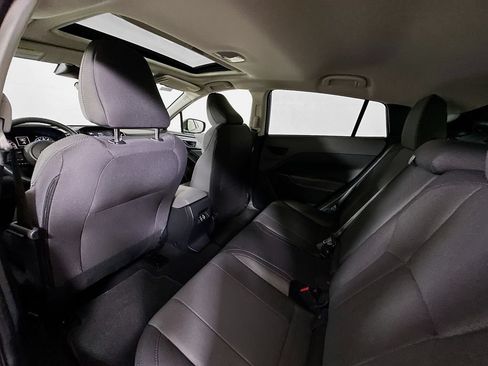 Used 2025 Subaru Crosstrek 2.5i Premium AWD/4WD image 4