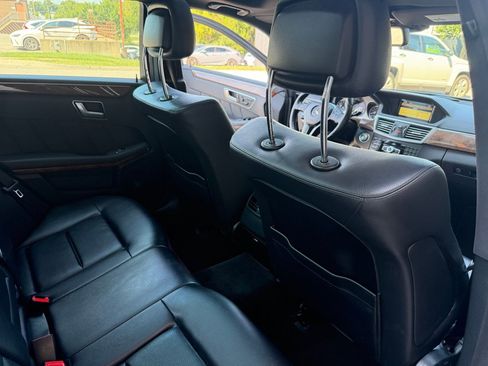 Used 2012 Mercedes-Benz E 350 4MATIC Sedan image 17
